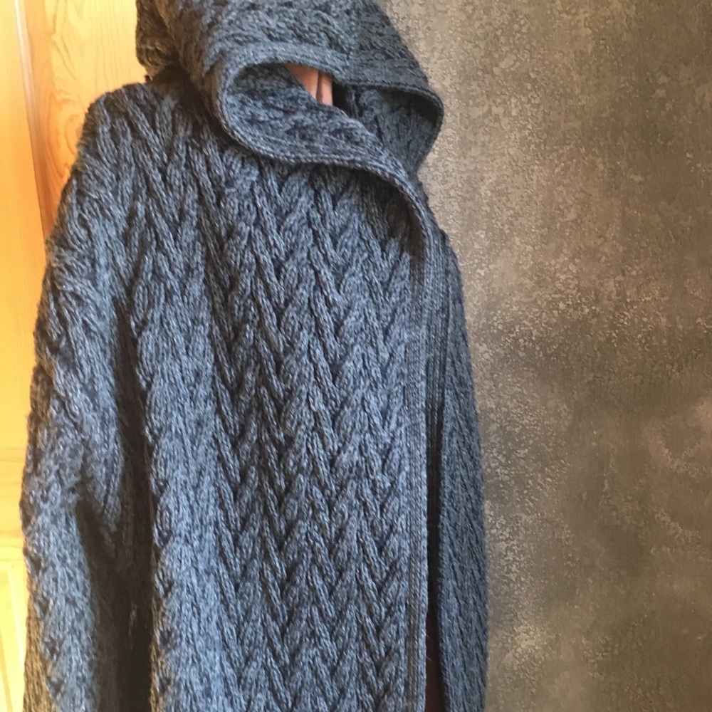 NWOT Men’s Irish Wool Hooded Cardigan